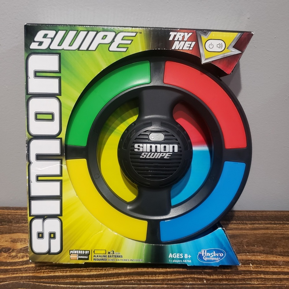 Simon Swipe Electronic Memory Game A8766 Hasbro New